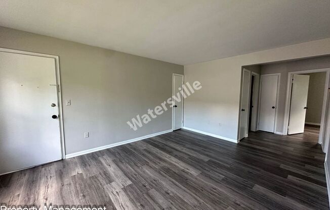 1 bed, 1 bath, 700 sqft, $1,245, Unit Apartment 13