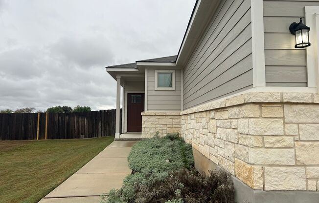 Beautiful 3/2 Single Story Home in Cibolo, TX