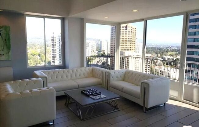 2 beds, 2 baths, 1,182 sqft, $6,395, Unit 2103