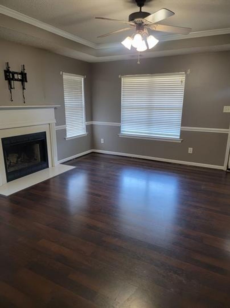 Modern Oasis with All the Amenities – Your New Home Awaits!