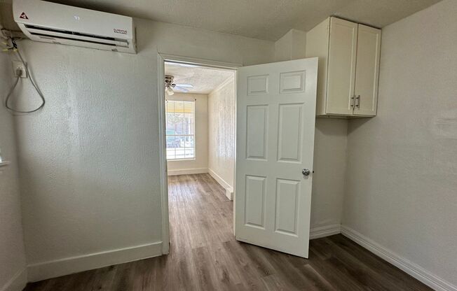 1 bed, 1 bath, 400 sqft, $650