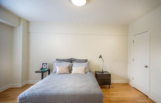 1 bed, 1 bath, 704 sqft, $2,475, Unit 117