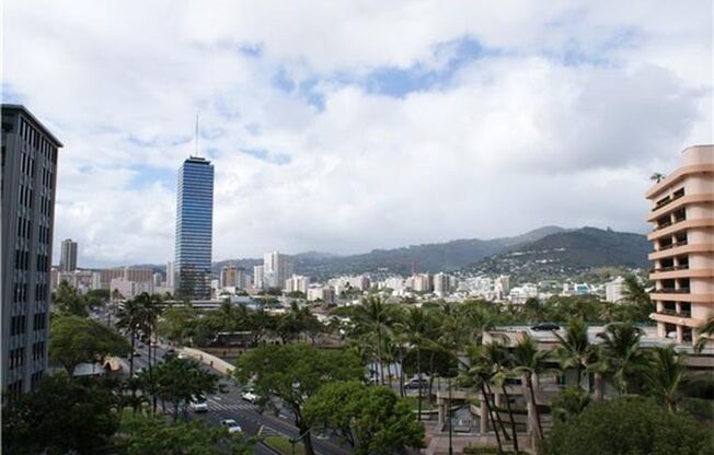 Allure Waikiki - 2 bedroom, 2 bath with 1 covered parking.