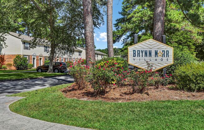 3 beds, 2 baths, 990 sqft, $1,200, Unit 06D