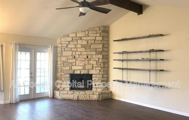 1233 CONWAY DR