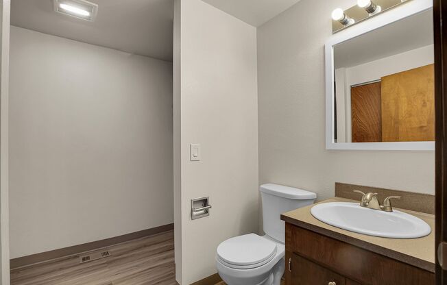 2 beds, 1.5 baths, 1,050 sqft, $2,049, Unit 214-784D