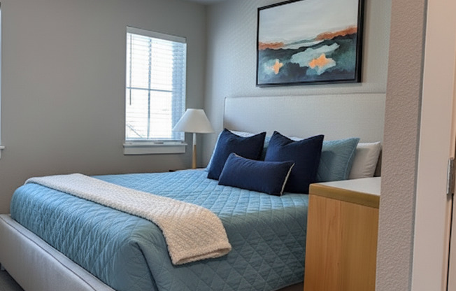 3 beds, 2 baths, 1,261 sqft, $2,435, Unit 1802-201