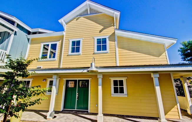 959 South Ash Avenue