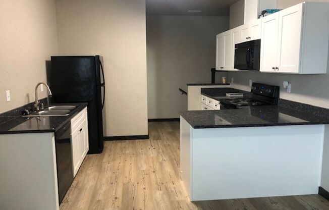 13714 Four Plex