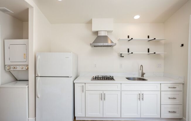 1 Bedroom in Oceanside!