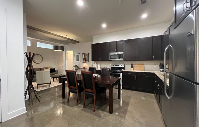SLEEK 2 bedroom 2 bath West End Condo