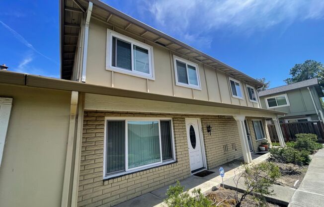 Beautiful Updated Condo 3 Bedroom