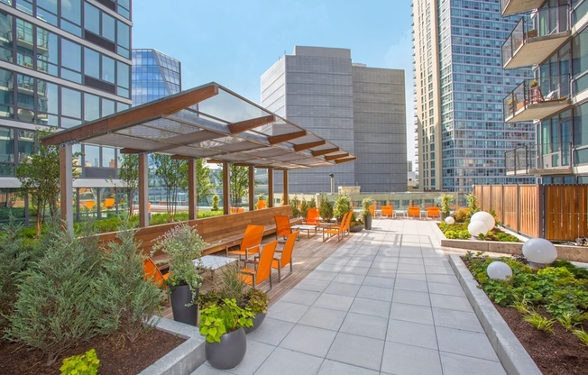 1 bed, 1 bath, 675 sqft, $4,426, Unit 640E