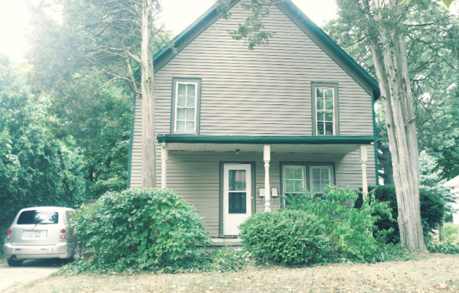 311 PLYMOUTH NE