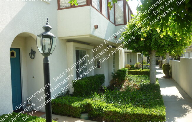 29 S DAISY AVE
