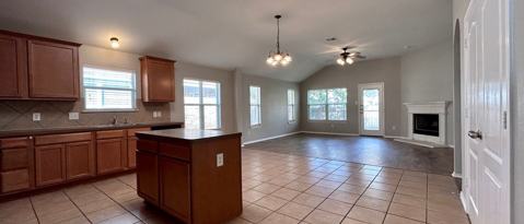 2037 RACHEL LN
