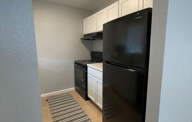 2 beds, 1.5 baths, 950 sqft, $1,125, Unit 96-1380 Ocala Road Apt G1