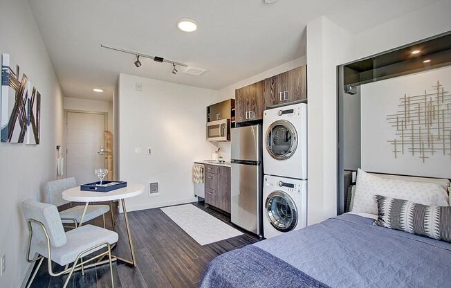 Studio, 1 bath, 235 sqft, $1,042, Unit 203