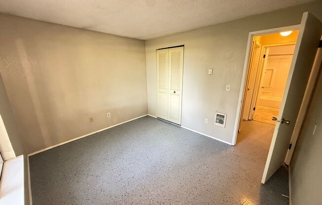2 beds, 1 bath, 509 sqft, $925, Unit C03