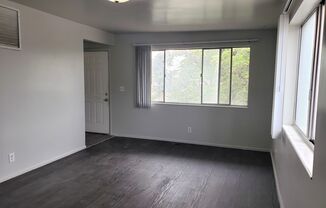 2 beds, 1 bath, 1,012 sqft, $1,145, Unit Unit B