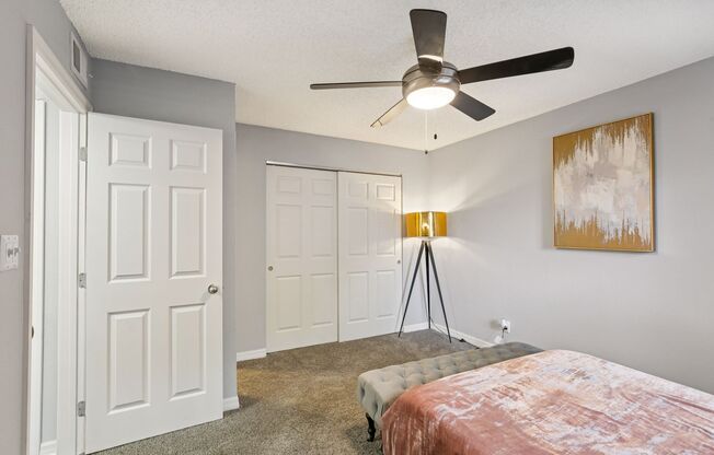 1 bed, 1 bath, 550 sqft, $1,250, Unit 236