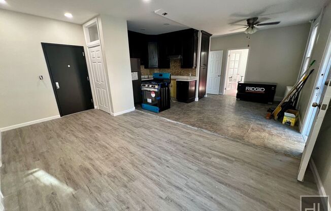 3 beds, 1 bath, $3,600, Unit 1
