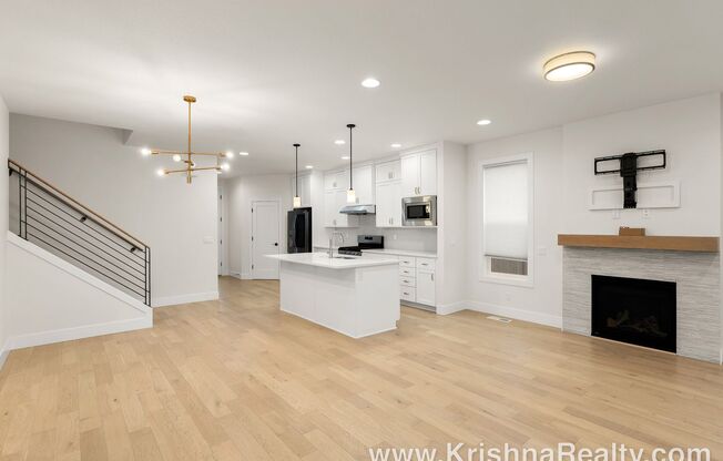 Spacious 4 BD 3 BA Home on a Corner Lot in South Hillsboro’s Reeds Crossing Community