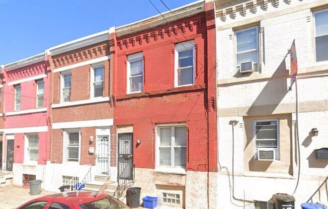 Huge 4-Bedroom Townhome Located Near Temple University! Available for Fall 2025 Semester!