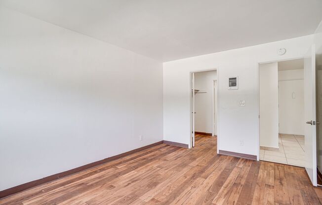 1 bed, 1 bath, 700 sqft, $1,895, Unit 6