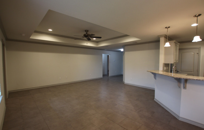 Beautiful 3 Bedroom 2 Bathroom Townhouse in South Tyler!