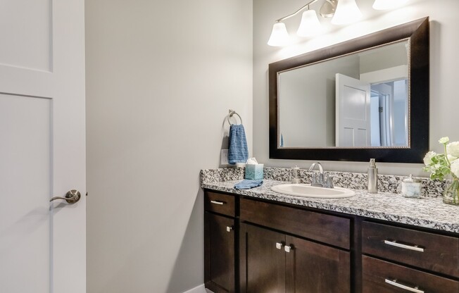 2 beds, 2 baths, 1,070 sqft, $1,390, Unit 303 - Alder