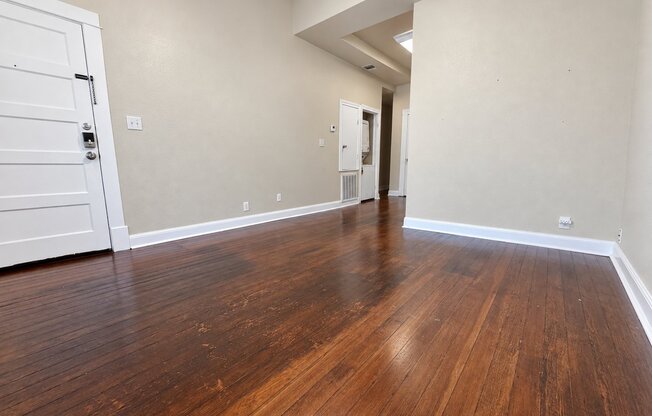 410 E Carson St