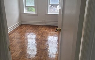 313 E East 49th Street Street
