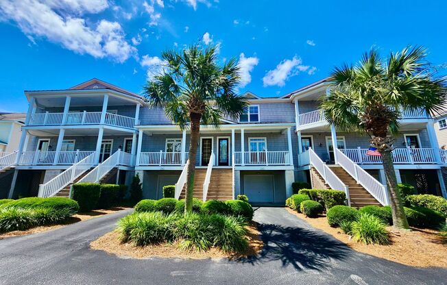 Luxury condo in Charleston National with garage - Mt. Pleasant