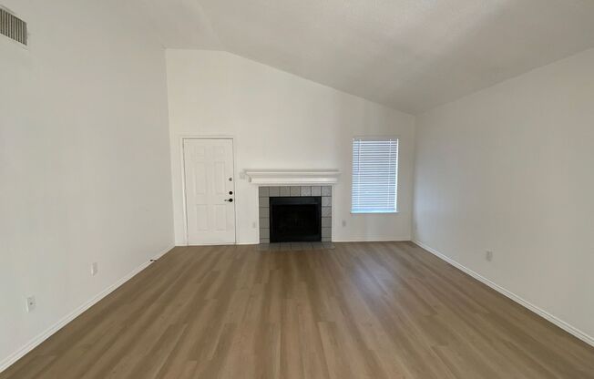 3 beds, 2 baths, 1,203 sqft, $1,950, Unit 11639B