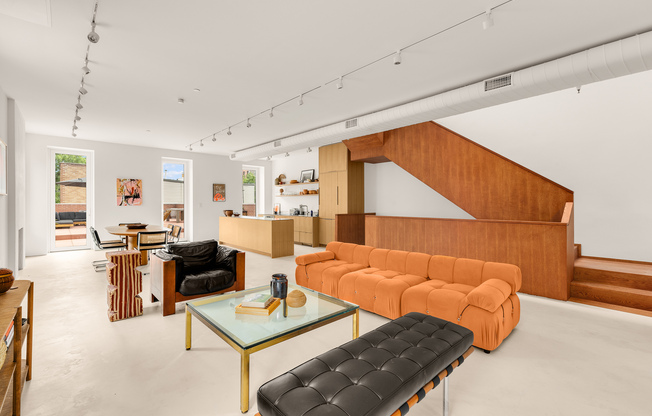 118 NORMAN AVE