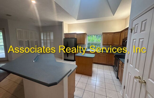 Carlton Court in Haile Plantation- MOVE IN READY!