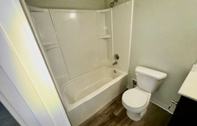 Studio, 1 bath, 326 sqft, $1,395, Unit 313