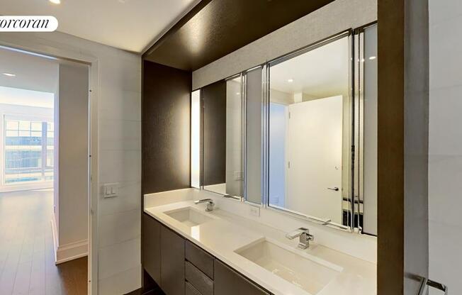 2 beds, 2.5 baths, 1,318 sqft, $11,900, Unit 16M
