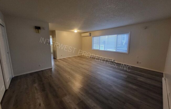 1 bed, 1 bath, 700 sqft, $1,495, Unit 1747