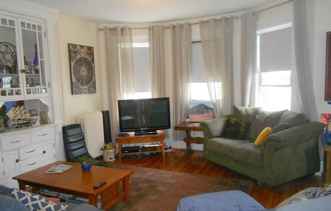 5 NEWTON ST
