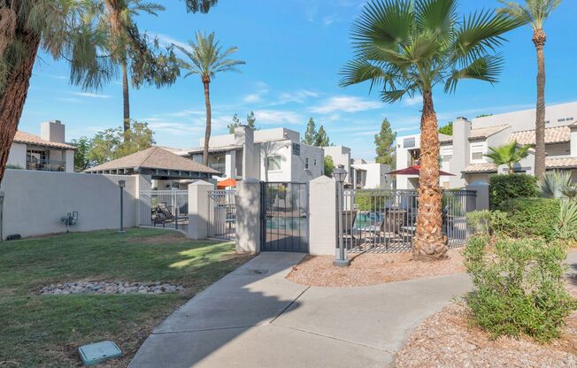 2 beds, 2 baths, $1,845, Unit Unit 1051