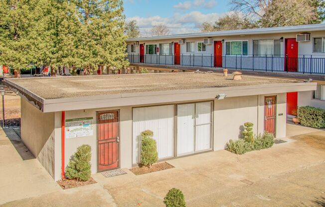 Hillcrest Apartments