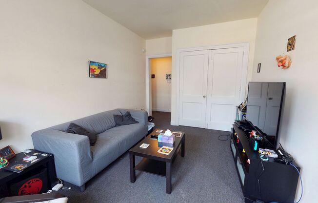 1 bed, 1 bath, 471 sqft, $1,125, Unit 1-H
