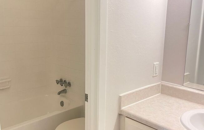 1 bed, 1 bath, 750 sqft, $1,135, Unit ABB-2-305