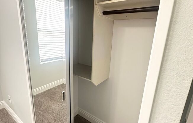 2 beds, 2 baths, 850 sqft, $2,775, Unit 215