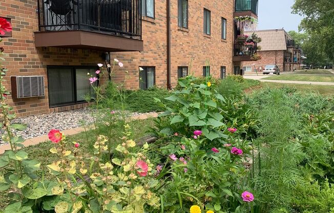 Cottonwood Apartments
