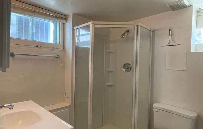 1 bed, 1 bath, $1,195