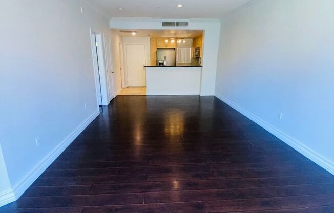 1 bed, 1 bath, $1,700, Unit 316
