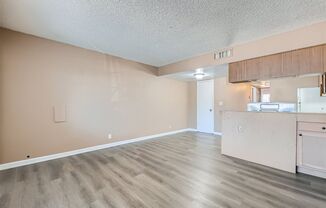 2 beds, 1 bath, $950